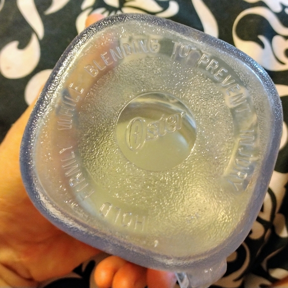 Vintage Anchor Hocking Osterizer Mini Storage & Salt Shaker 3/24 - Picture 7 of 7